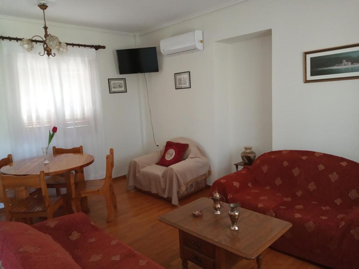 Manousi 1  Appartement Mystras Buitenkant foto