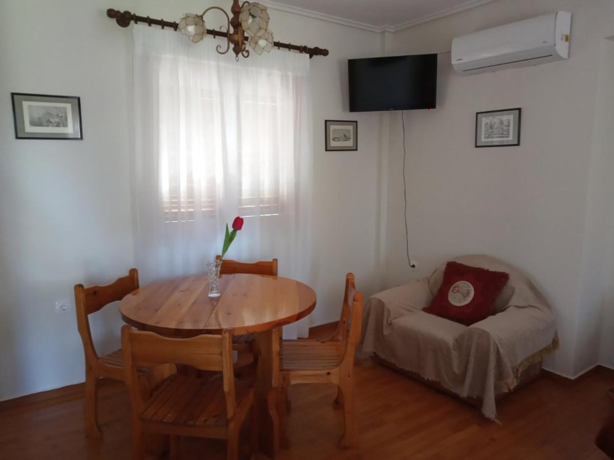 Manousi 1  Appartement Mystras Buitenkant foto